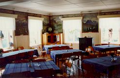 hun14.jpg (12538 bytes)