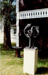 hun4.jpg (12565 bytes)