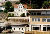 jensen.jpg (10715 bytes)